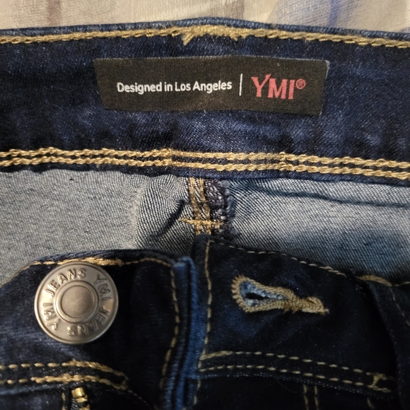 Ymi  high waisted skinny jeans "Only worn once." Size 3 - Picture 3 of 4